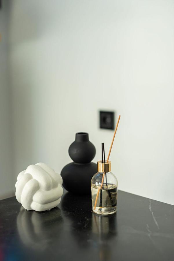 Minimal Art Studio Patras Exterior foto